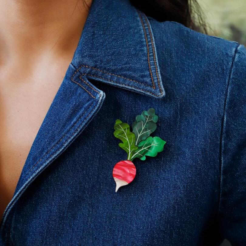 Radish Brooch