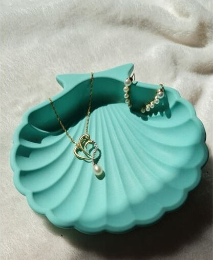 Shell design decorative Dish (Turquoise )