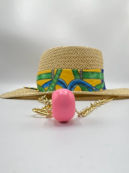 Straw summer hat with pink touches