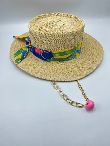 Straw summer hat with pink touches