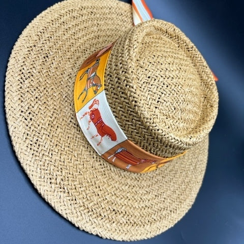 Summer paper straw hat with brown details