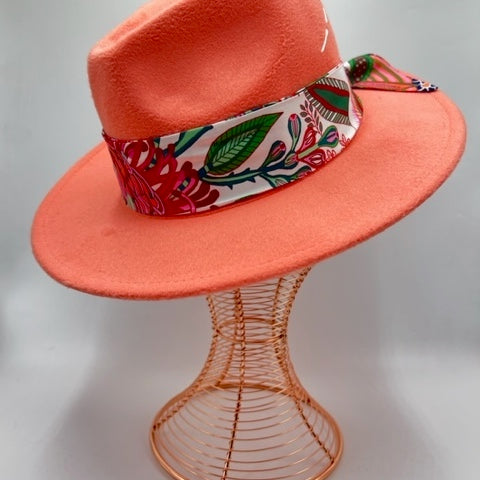 Unique salmon fedora with balerina accessory