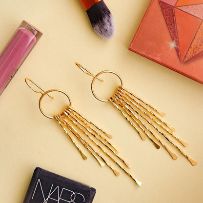 BEATEN-EFFECT FRINGED CHANDELIER FASHION EARRINGS