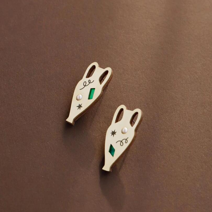 Amphora Studs