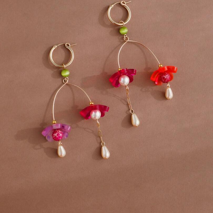 Vice jewelry | Marianne Statement Hoops in Pink