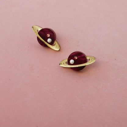 Saturn Studs