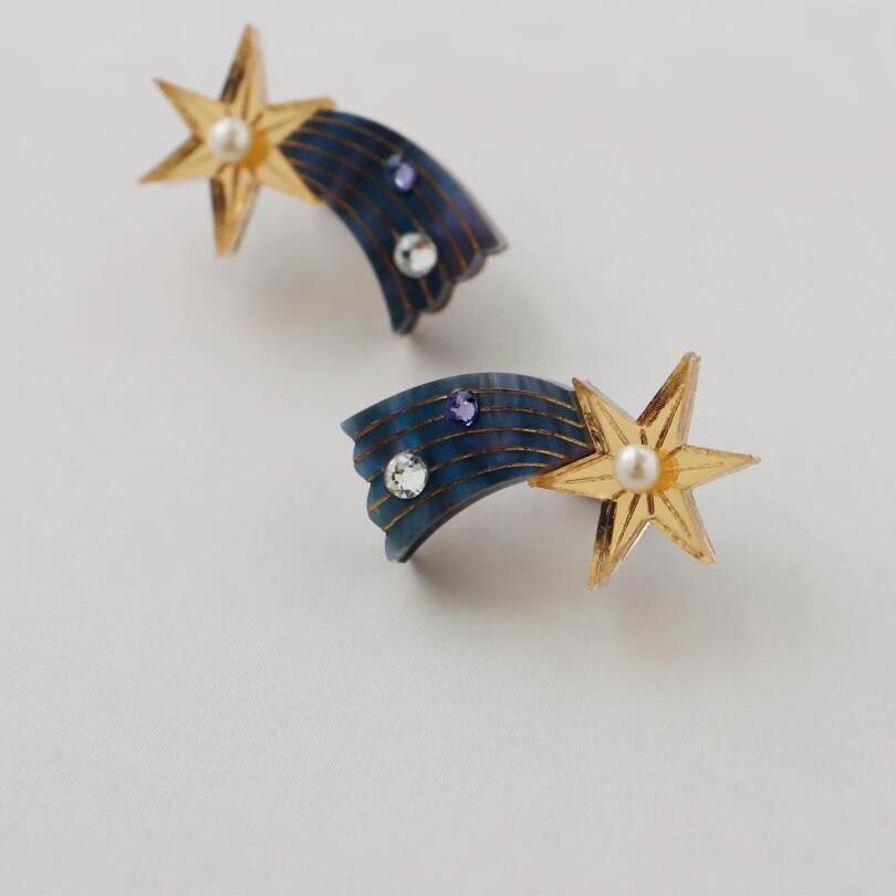 Shooting Star Studs