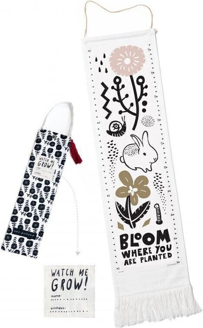 Wee Gallery Canvas Growth Charts - Bloom